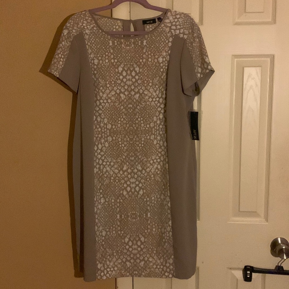 Beautiful dress!